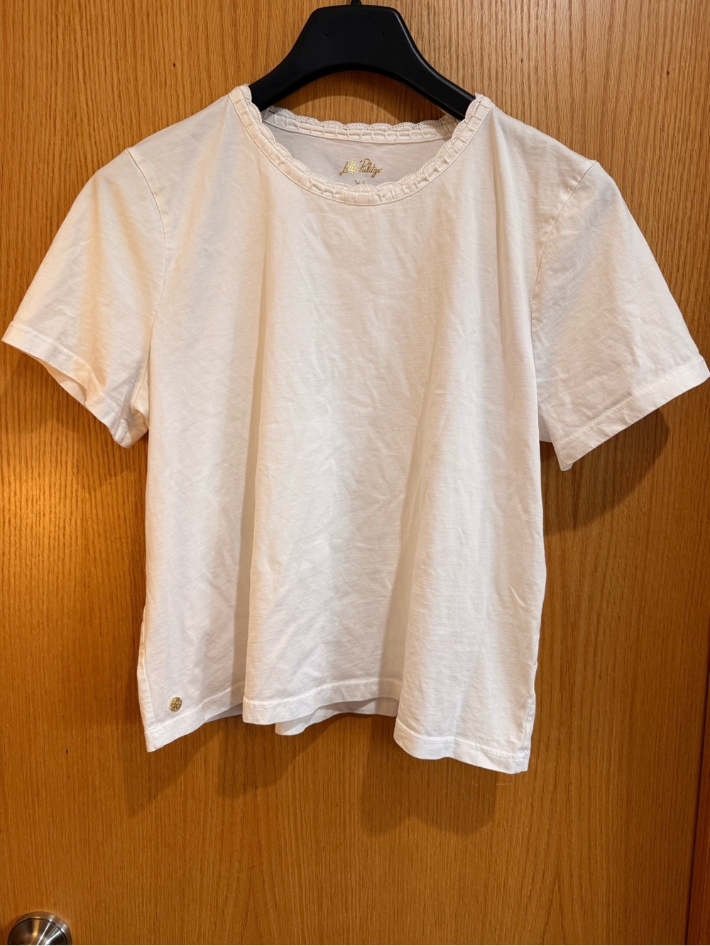 Lilly Pulitzer Cream Short-Sleeve Tee with Lace Neckline